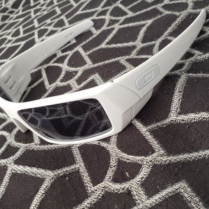 Oakley sunglasses Gascan